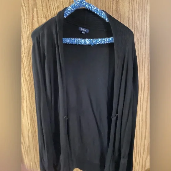 Cardigan - Picture 1 of 2